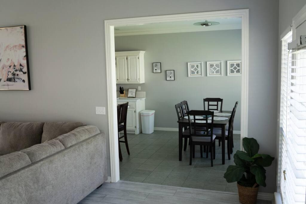 벤톤빌 Walking Distance To Coler Mtn Bike - 3Br 2Ba 빌라 외부 사진